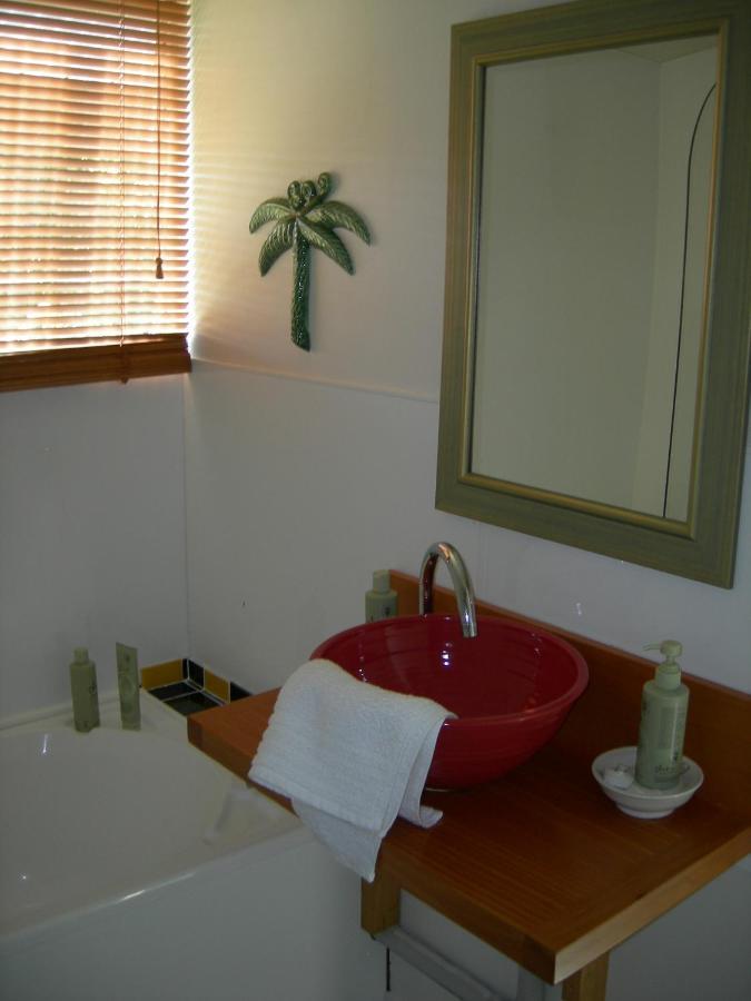 L'Abri Bed And Breakfast Akaroa Exterior foto